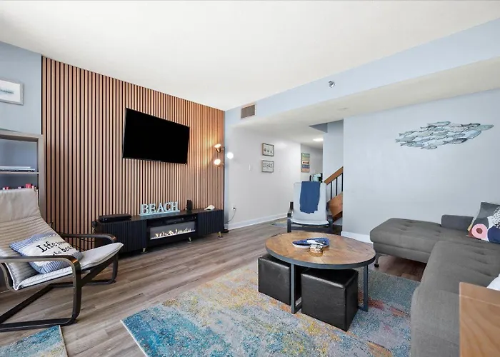 Holiday home 2 Bed, 2 Bath Ocean Front At The Century With Indoor Pool!