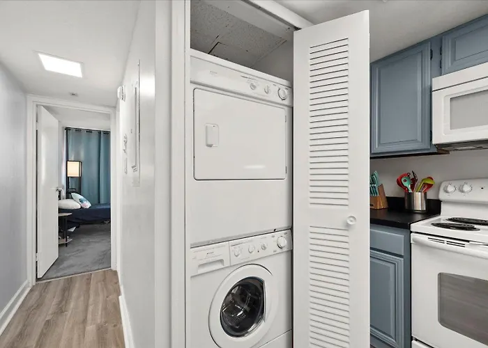 2 Bed, 2 Bath Ocean Front At The Century With Indoor Pool! Holiday home